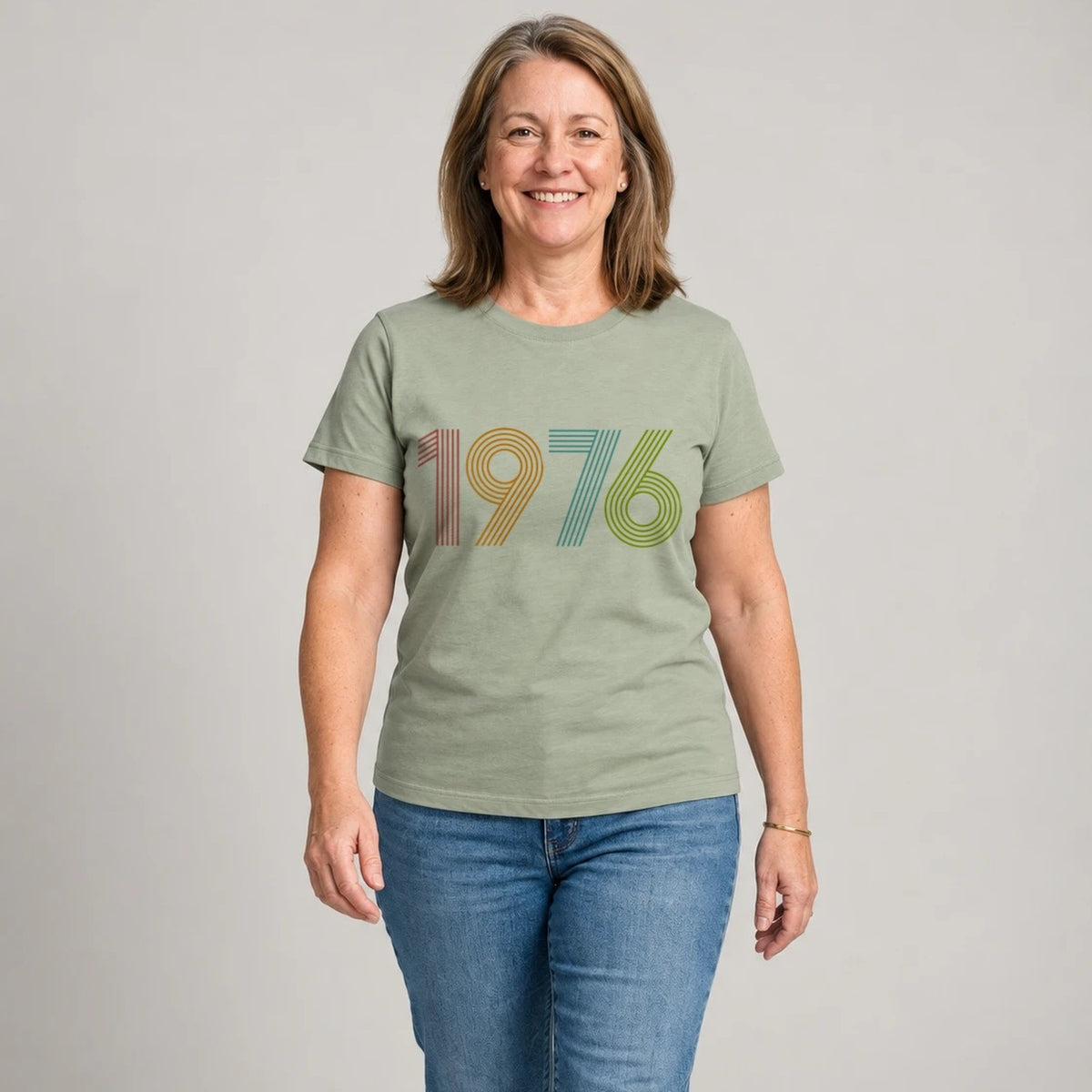 1976 Birth Year Shirt - Retro 50th Birthday T-Shirt for Women - Sage Green Round Neck