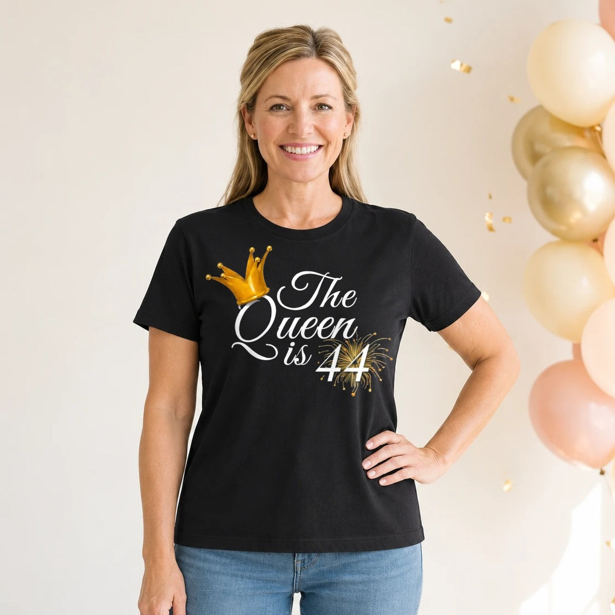 The Queen Is 44 - 44th Birthday Queen T-Shirt for Women - Black Round Neck