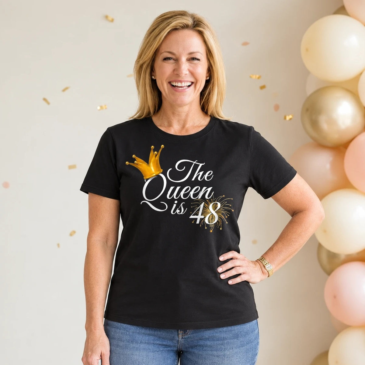The Queen Is 48 - 48th Birthday Queen T-Shirt for Women - Black Round Neck