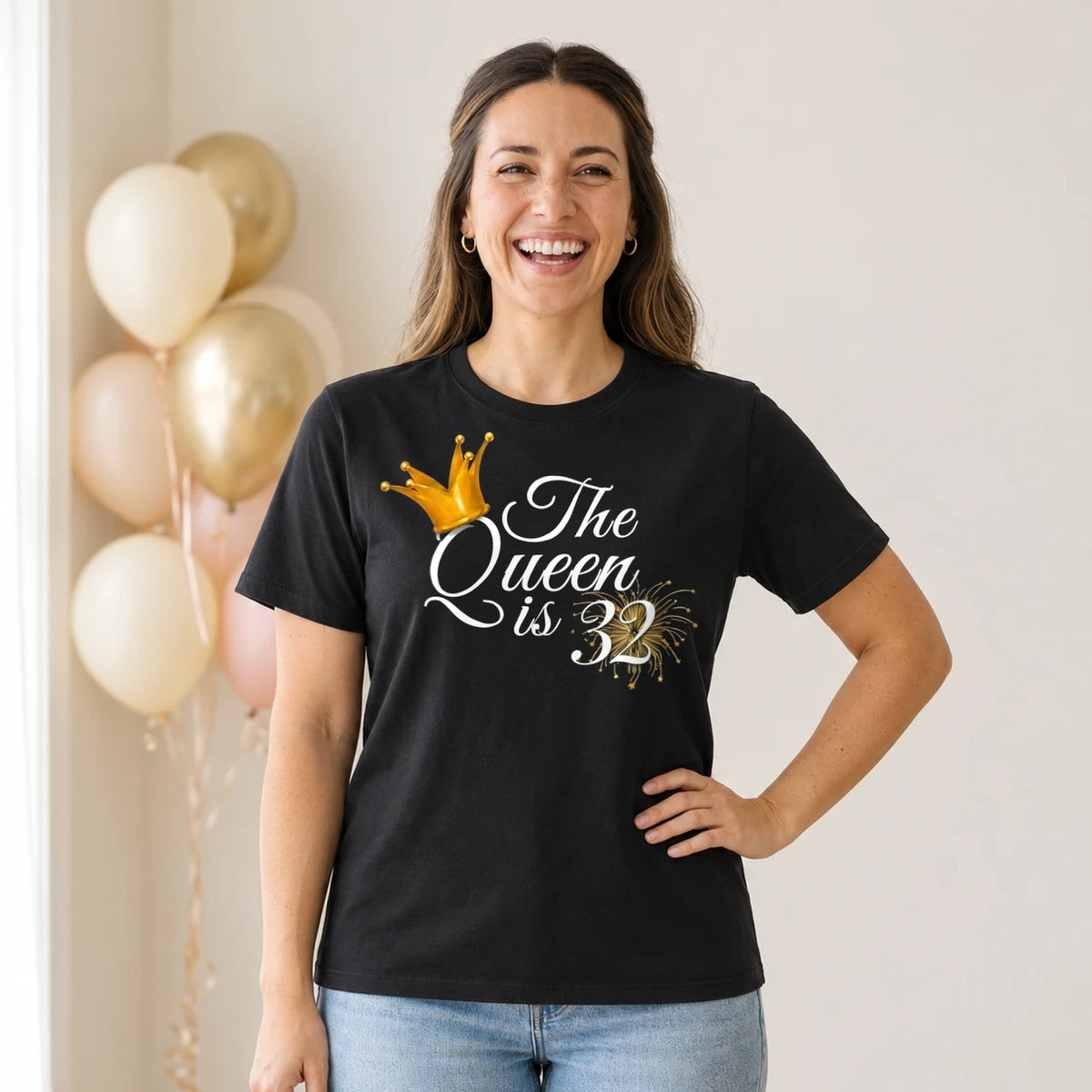 The Queen Is 32 - 32nd Birthday Queen T-Shirt for Women - Black Round Neck