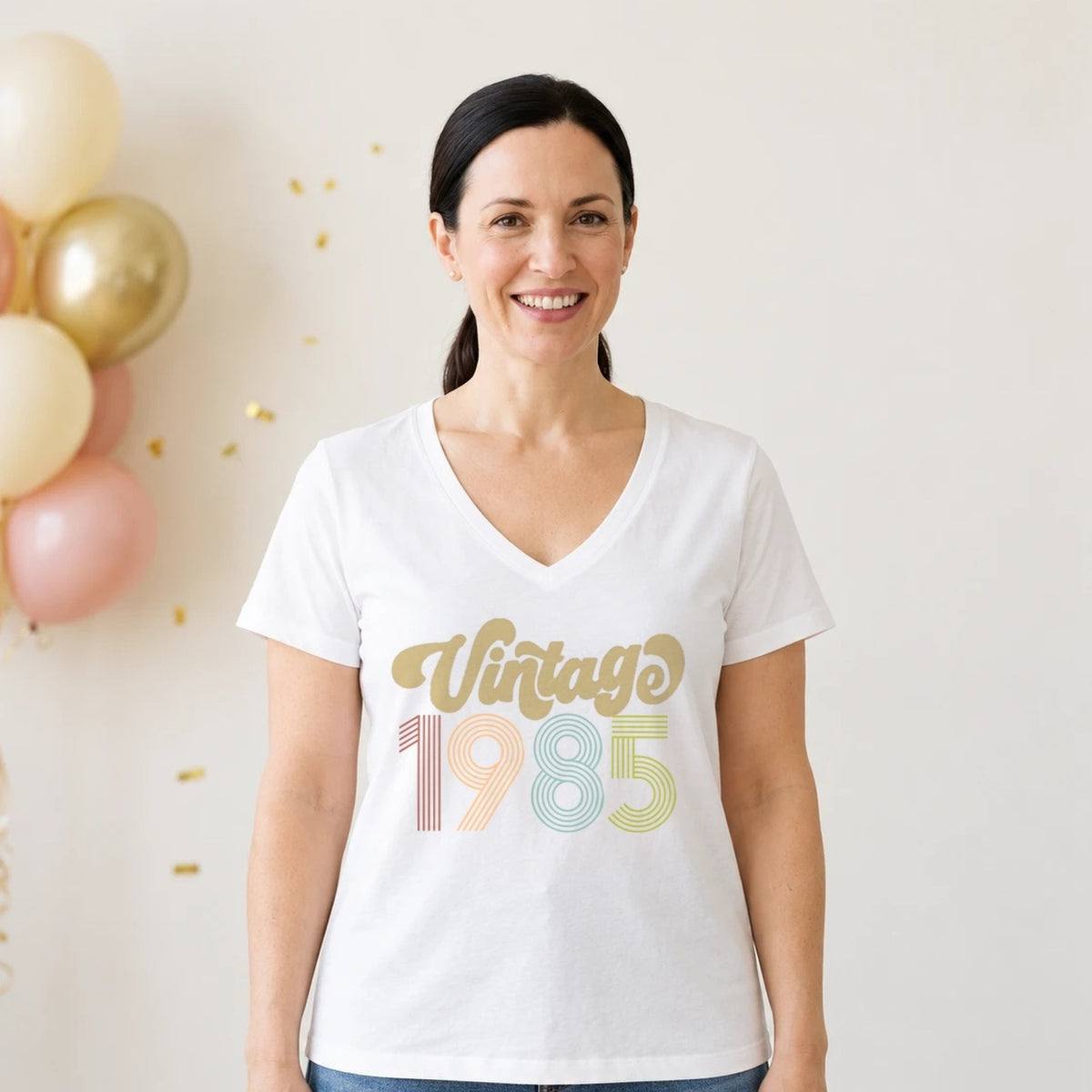 Vintage 1985 - Retro 41st Birthday T-Shirt for Women - White V-Neck