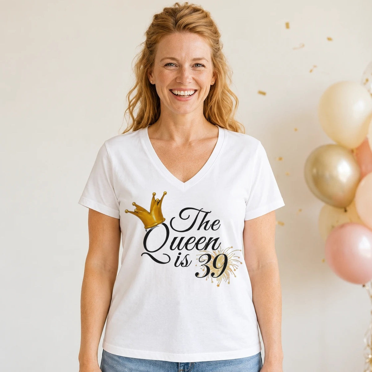 The Queen Is 39 - 39th Birthday Queen T-Shirt for Women - White V-Neck