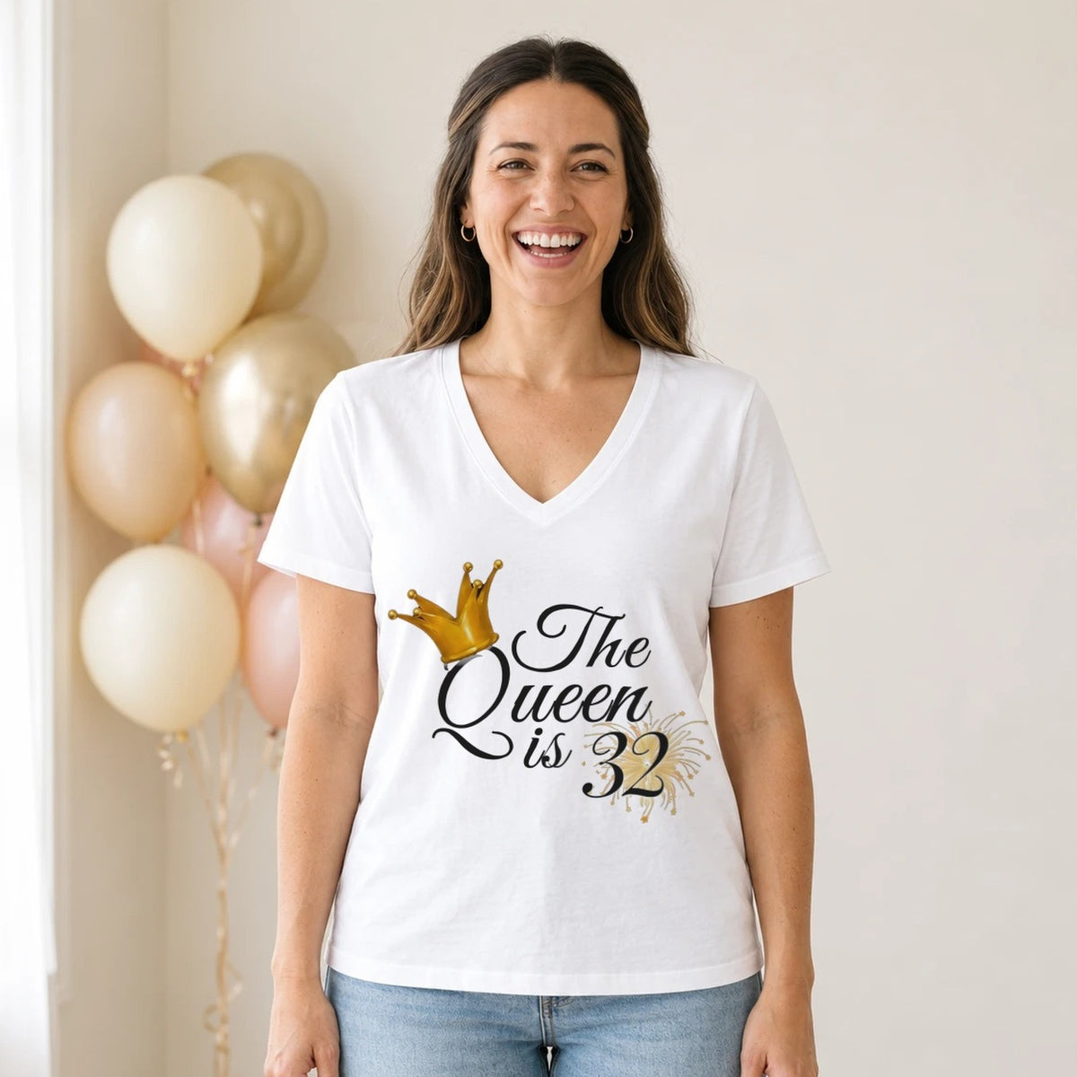The Queen Is 32 - 32nd Birthday Queen T-Shirt for Women - White V-Neck