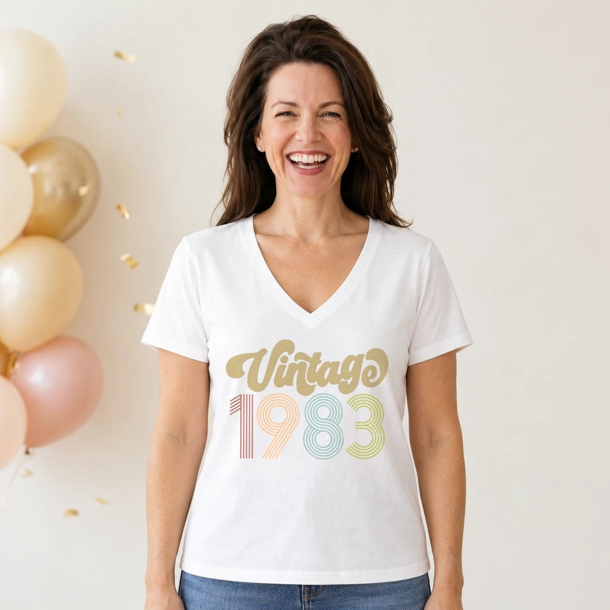 Vintage 1983 - Retro 43rd Birthday T-Shirt for Women - White V-Neck