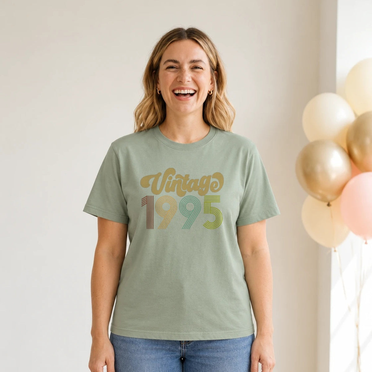Vintage 1995 - Retro 31st Birthday T-Shirt for Women - Sage Green Round Neck