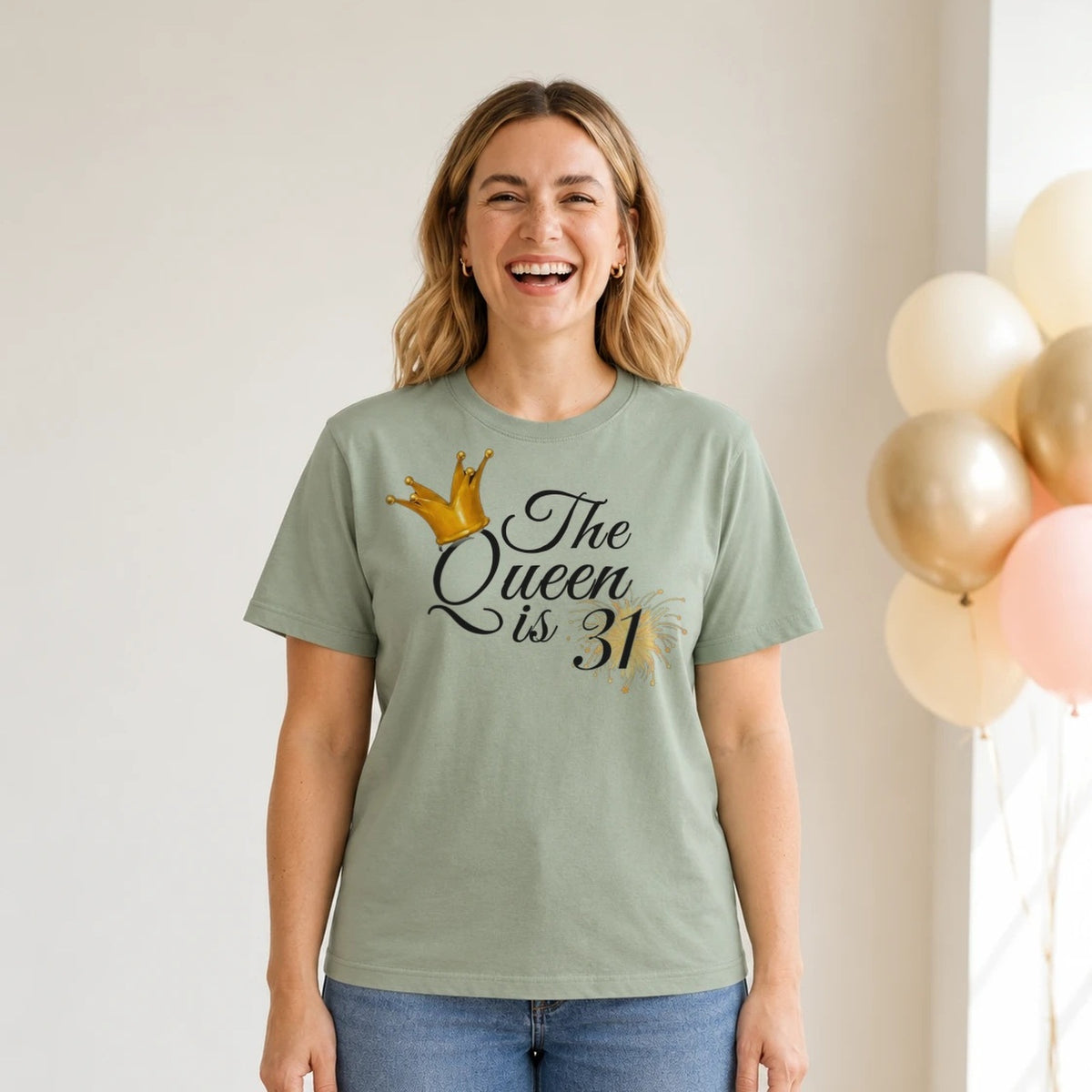 The Queen Is 31 - 31st Birthday Queen T-Shirt for Women - Sage Green Round Neck