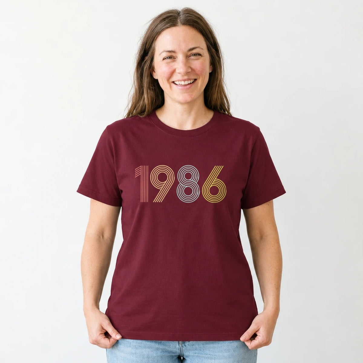 1986 Birth Year Shirt - Retro 40th Birthday T-Shirt for Women - Burgundy Round Neck