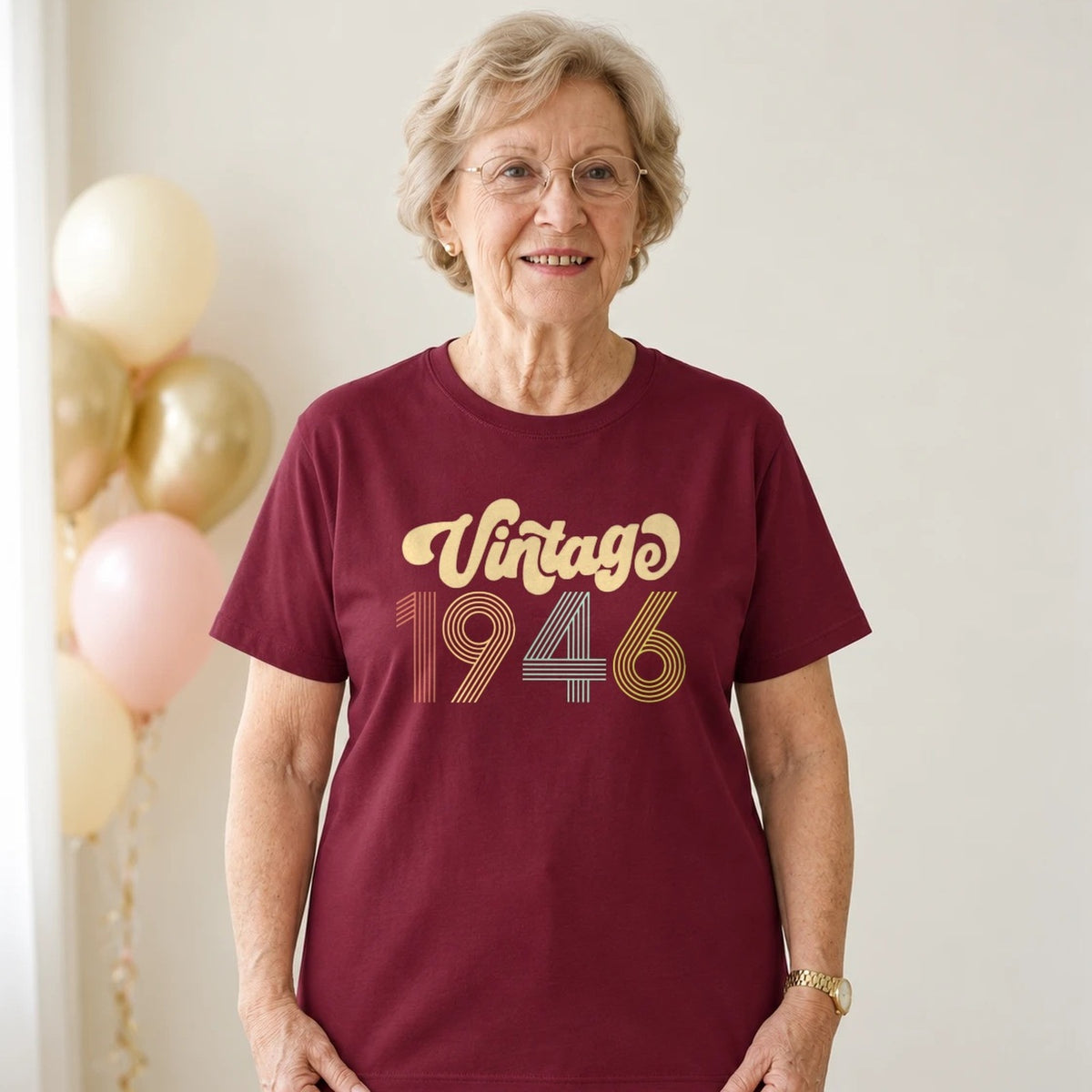 Vintage 1946 - Retro 80th Birthday T-Shirt for Women - Burgundy Round Neck