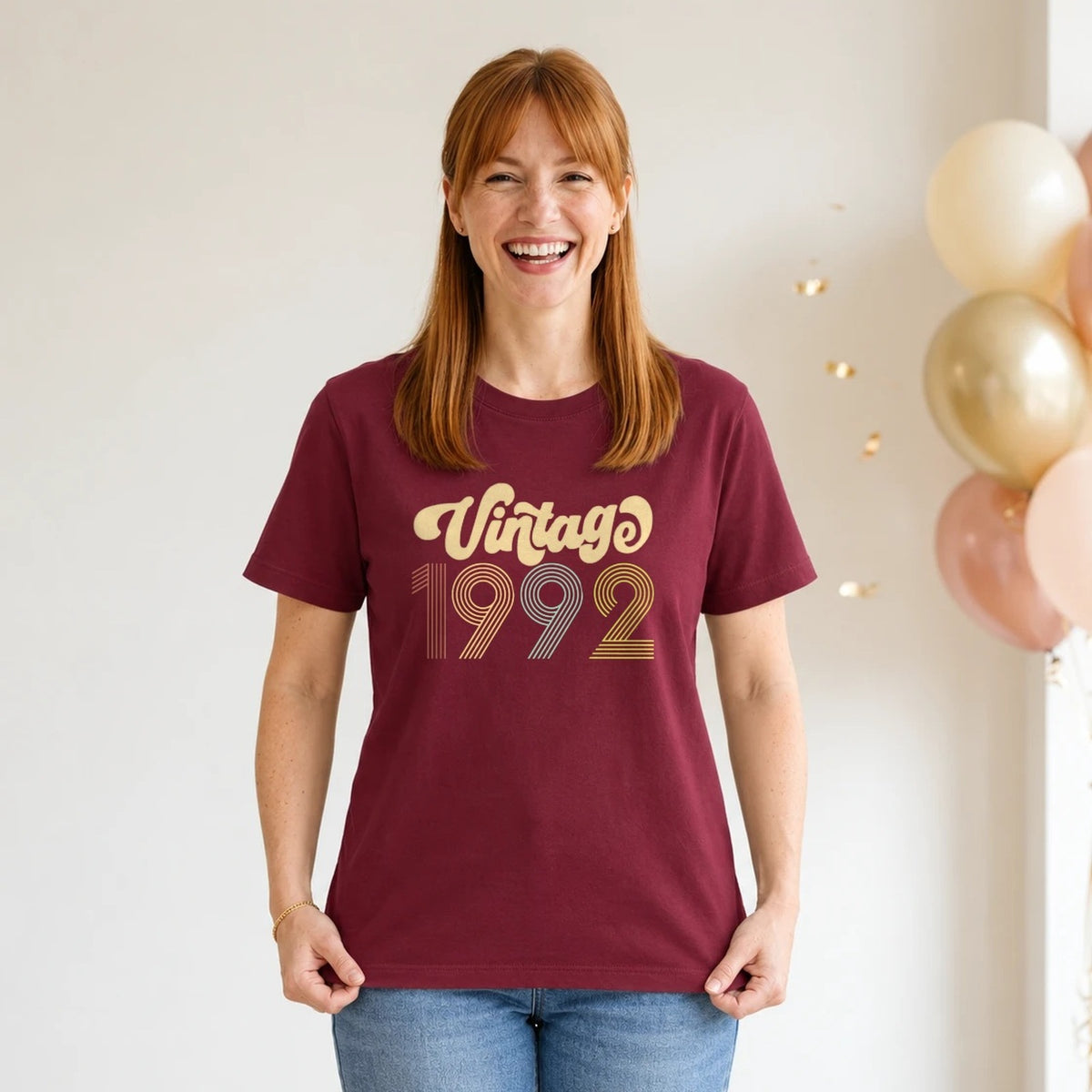 Vintage 1992 - Retro 34th Birthday T-Shirt for Women - Burgundy Round Neck