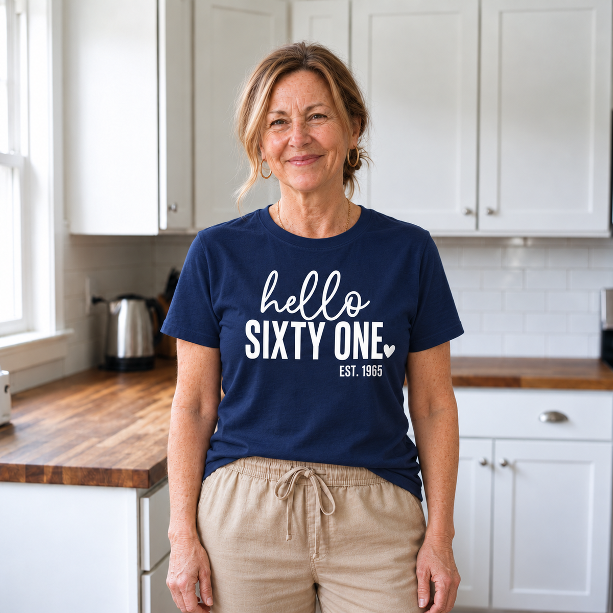 Hello Sixty-One 61st Birthday T-Shirt – Est. 1965