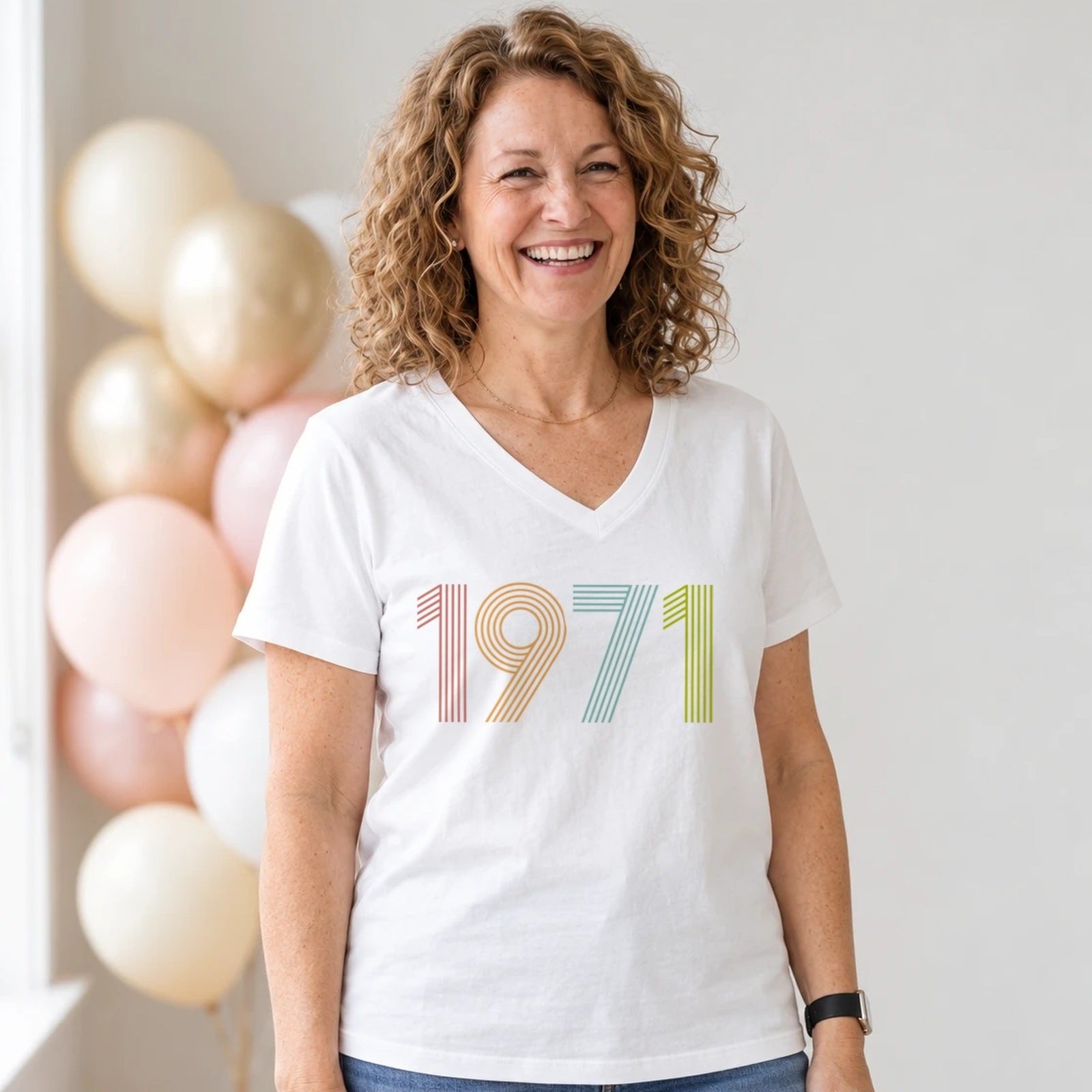 1971 Birth Year Shirt - Retro 55th Birthday T-Shirt for Women - White V-Neck