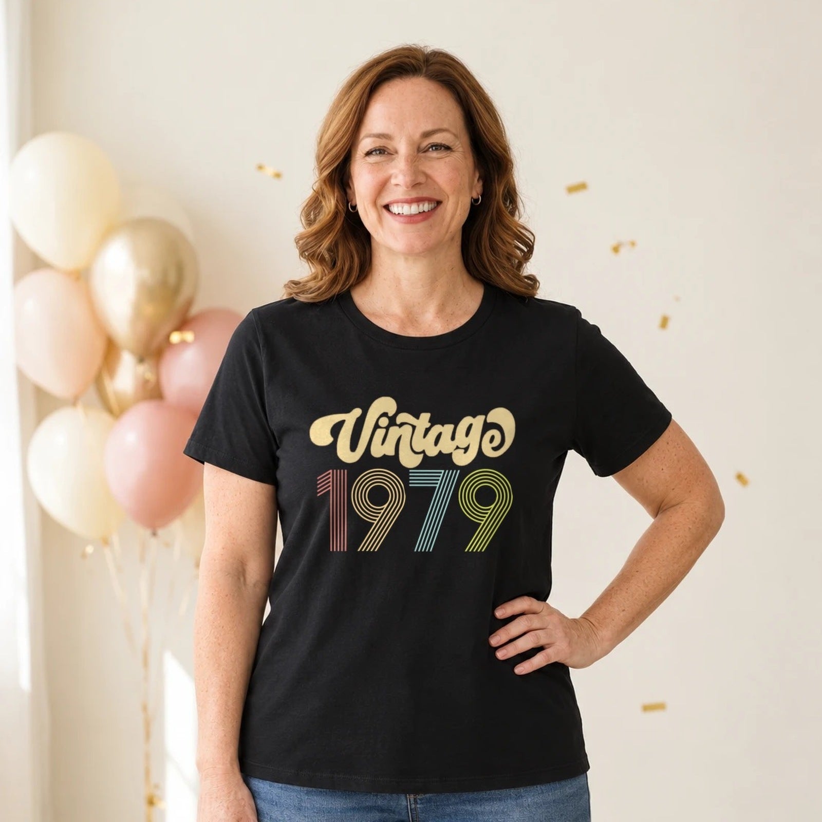 Vintage 1979 - Retro 47th Birthday T-Shirt for Women - Black Round Neck