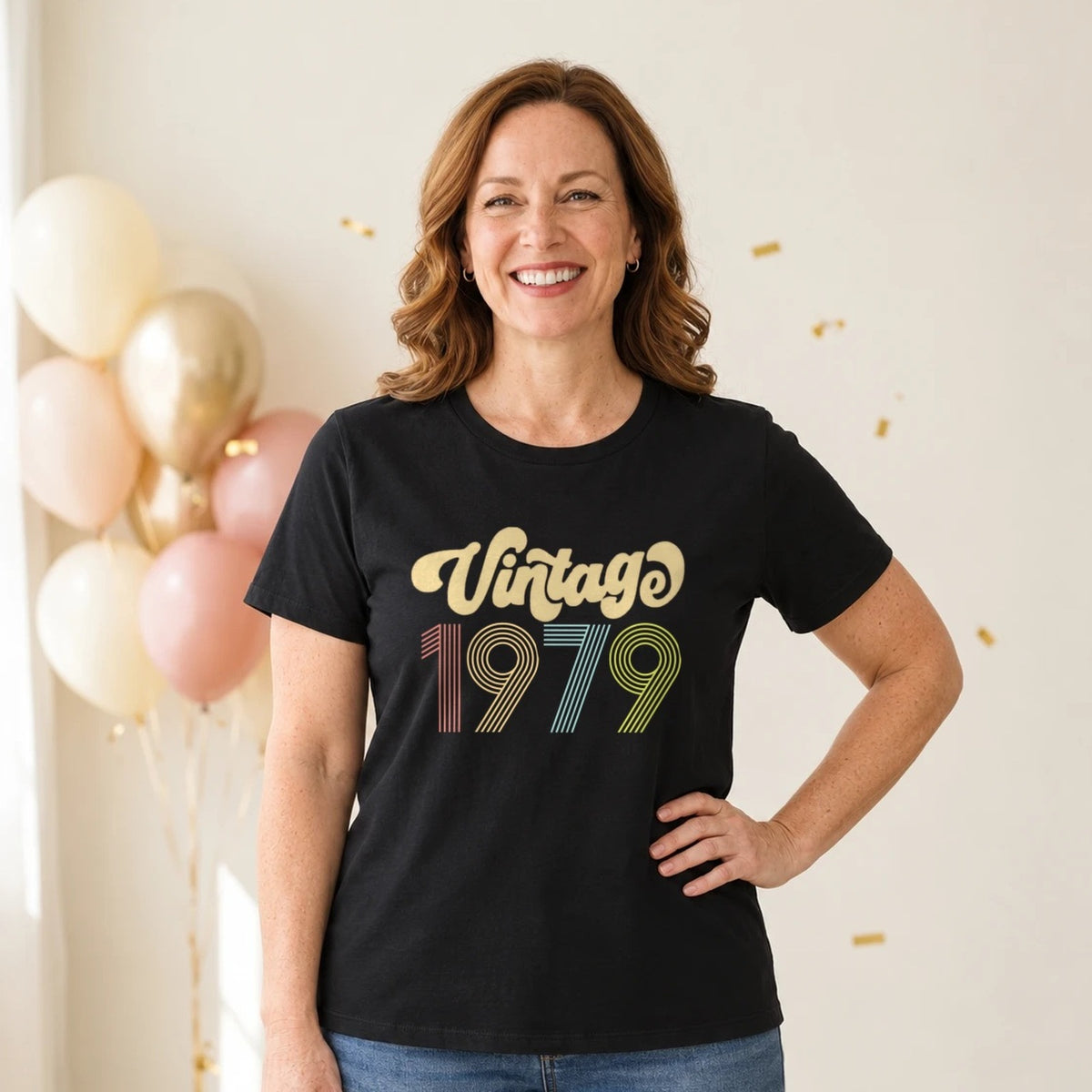 Vintage 1979 - Retro 47th Birthday T-Shirt for Women - Black Round Neck
