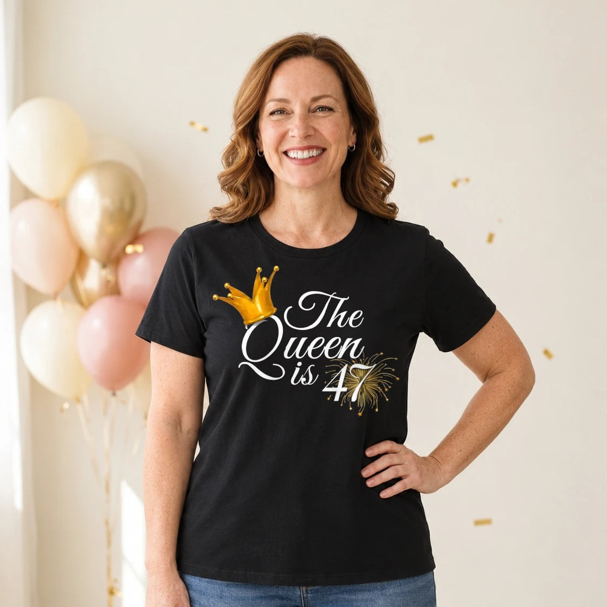The Queen Is 47 - 47th Birthday Queen T-Shirt for Women - Black Round Neck