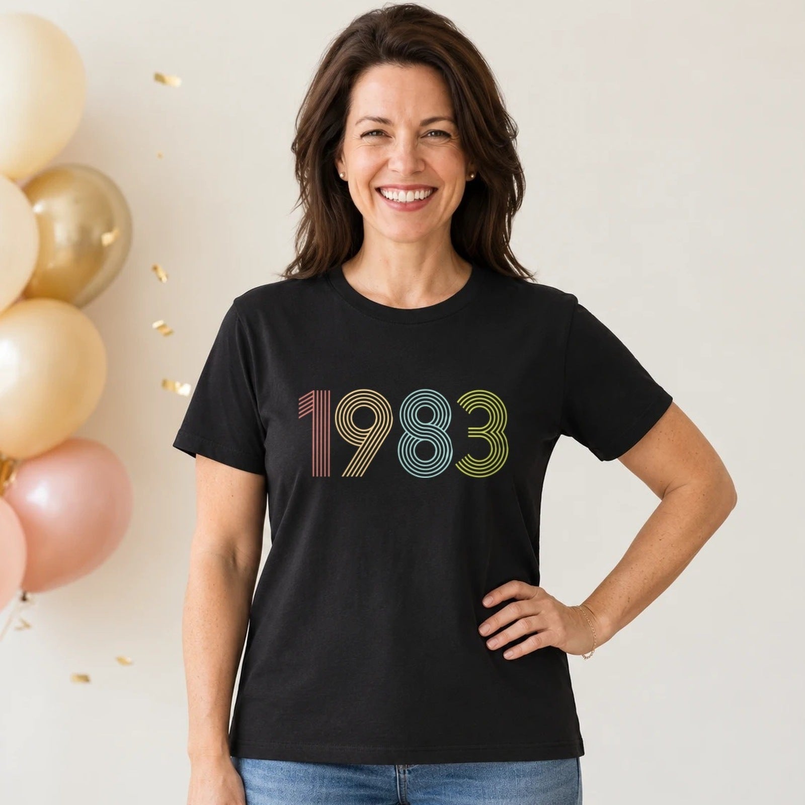 1983 Birth Year Shirt - Retro 43rd Birthday T-Shirt for Women - Black Round Neck