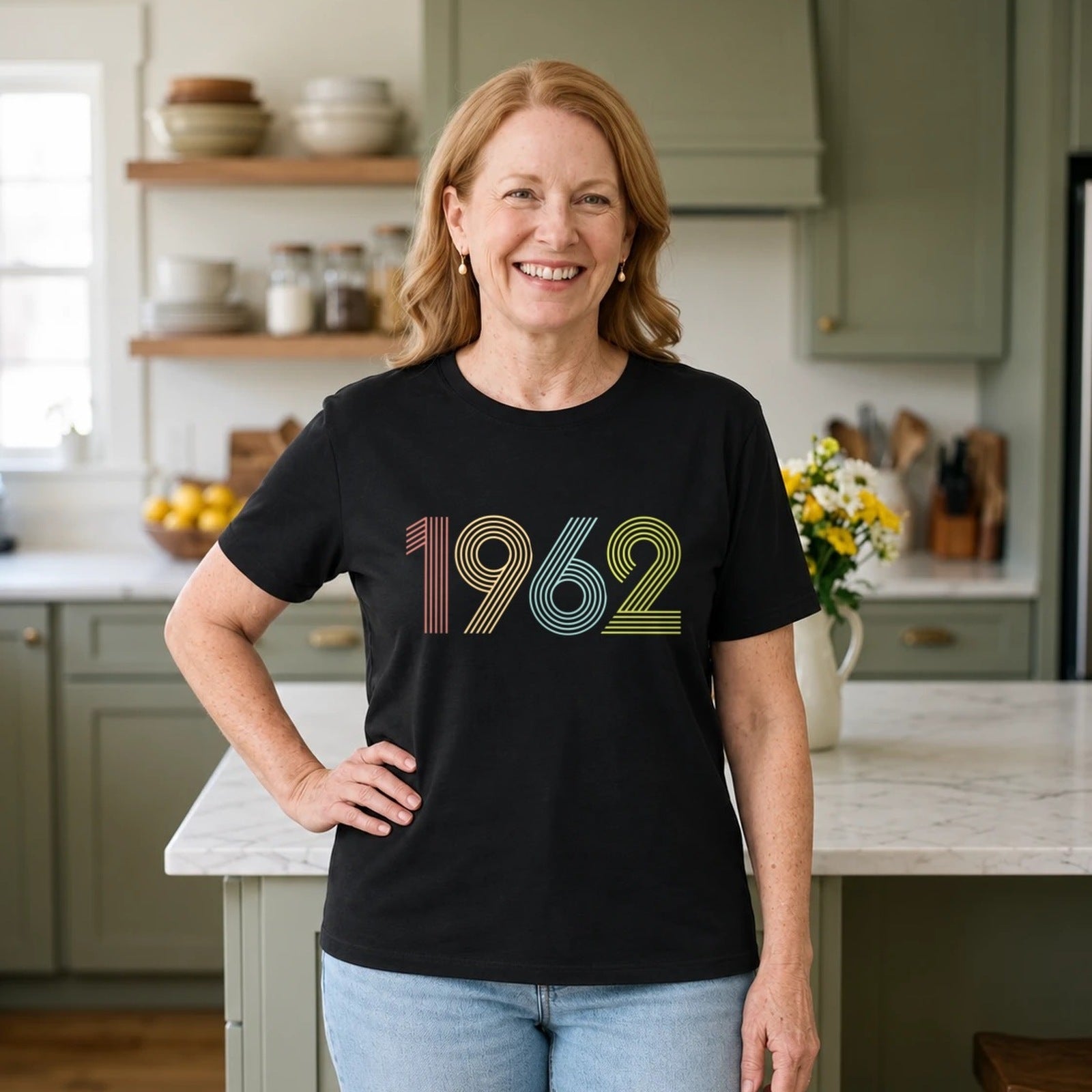 1962 Birth Year Shirt - Retro 64th Birthday T-Shirt for Women - Black Round Neck