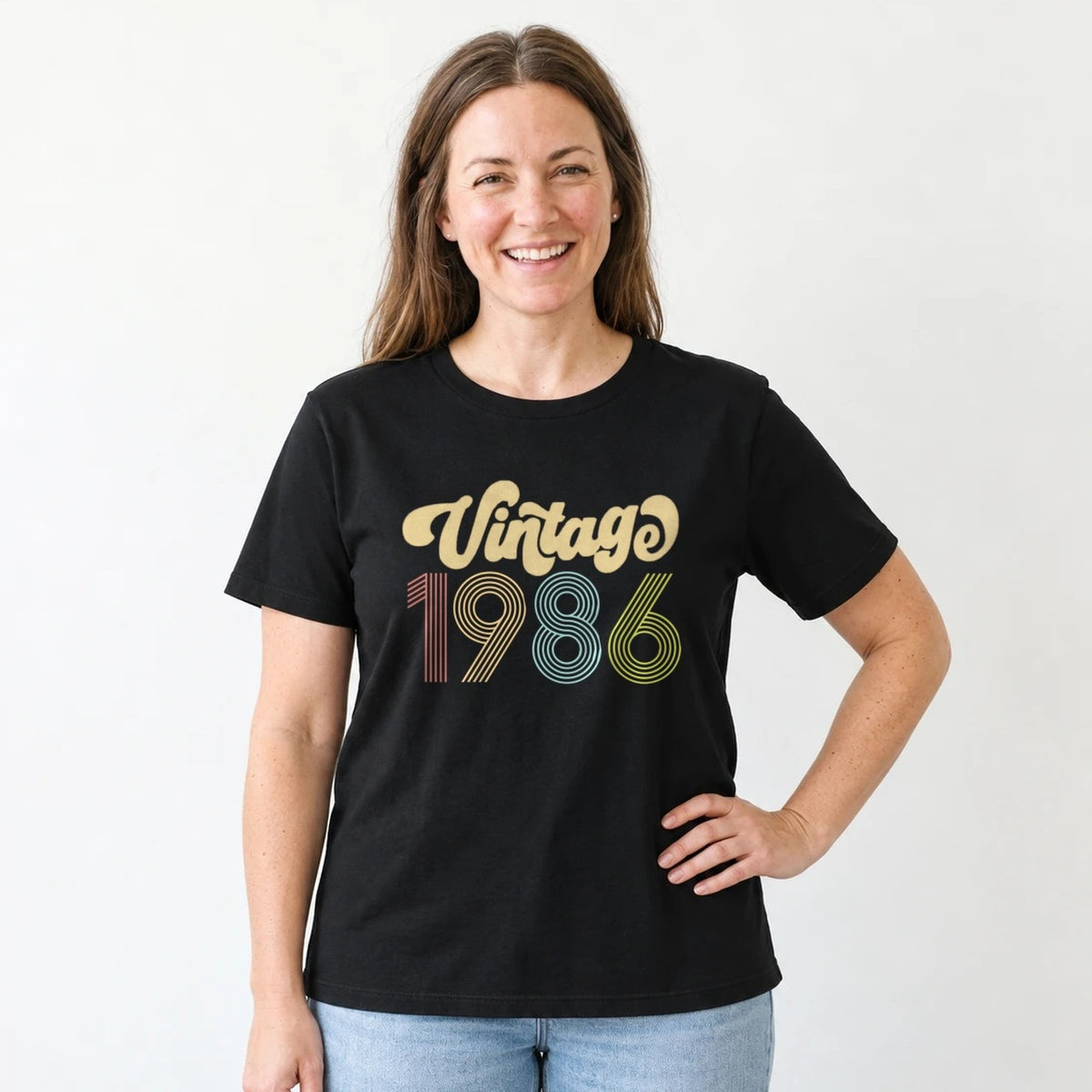 Vintage 1986 - Retro 40th Birthday T-Shirt for Women - Black Round Neck