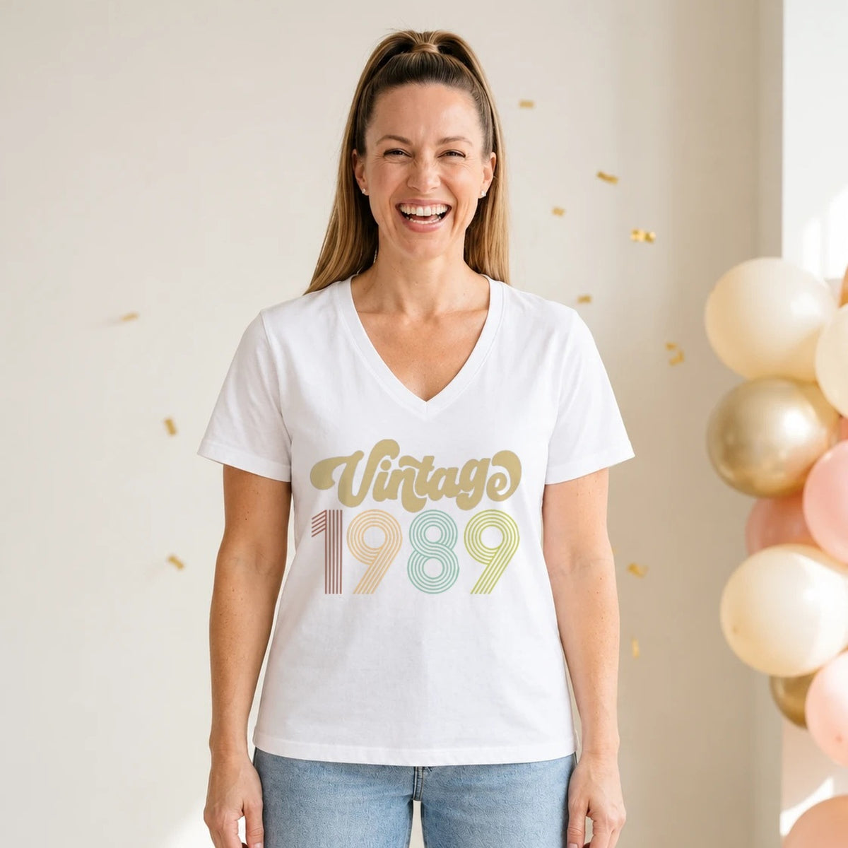 Vintage 1989 - Retro 37th Birthday T-Shirt for Women - White V-Neck