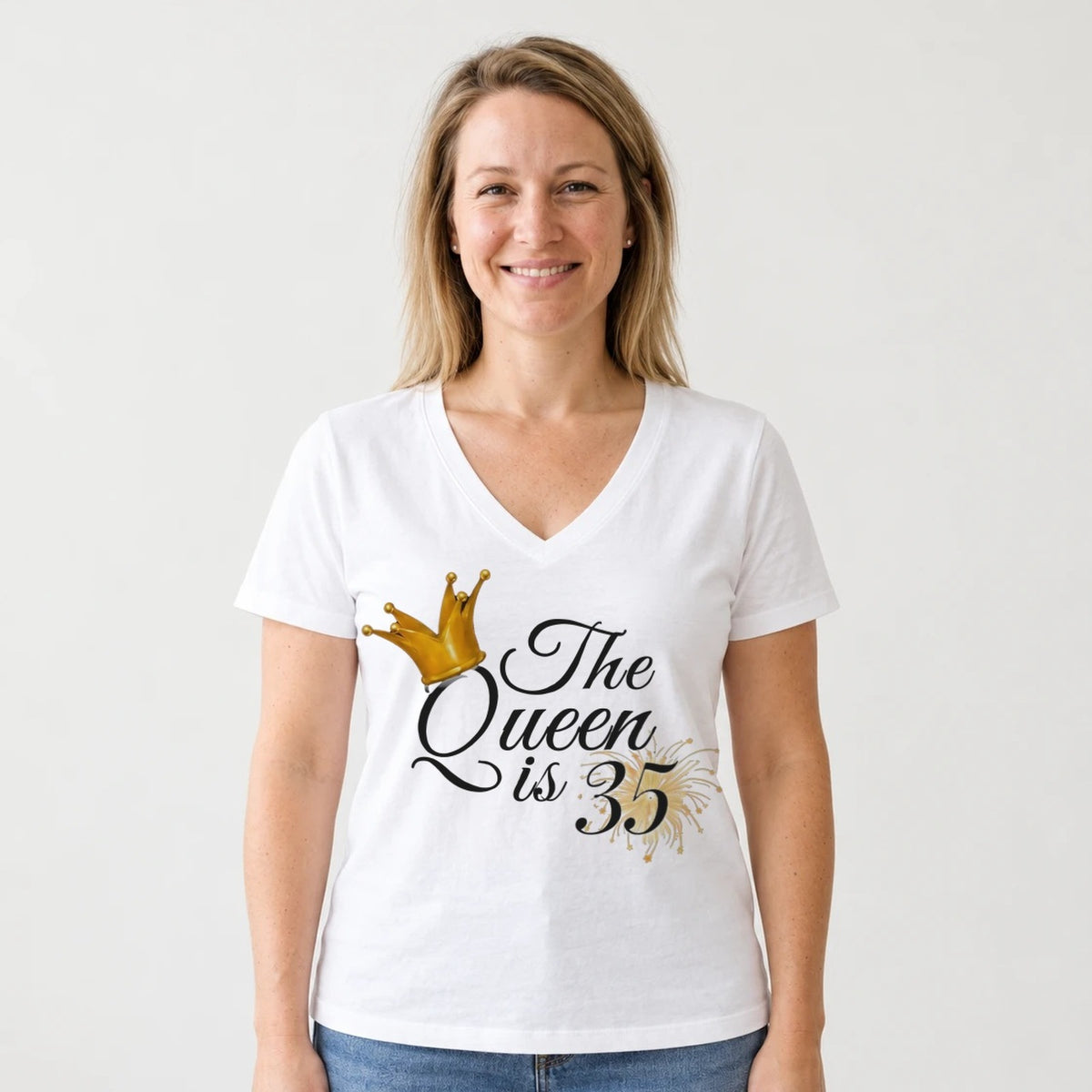 The Queen Is 35 - 35th Birthday Queen T-Shirt for Women - White V-Neck