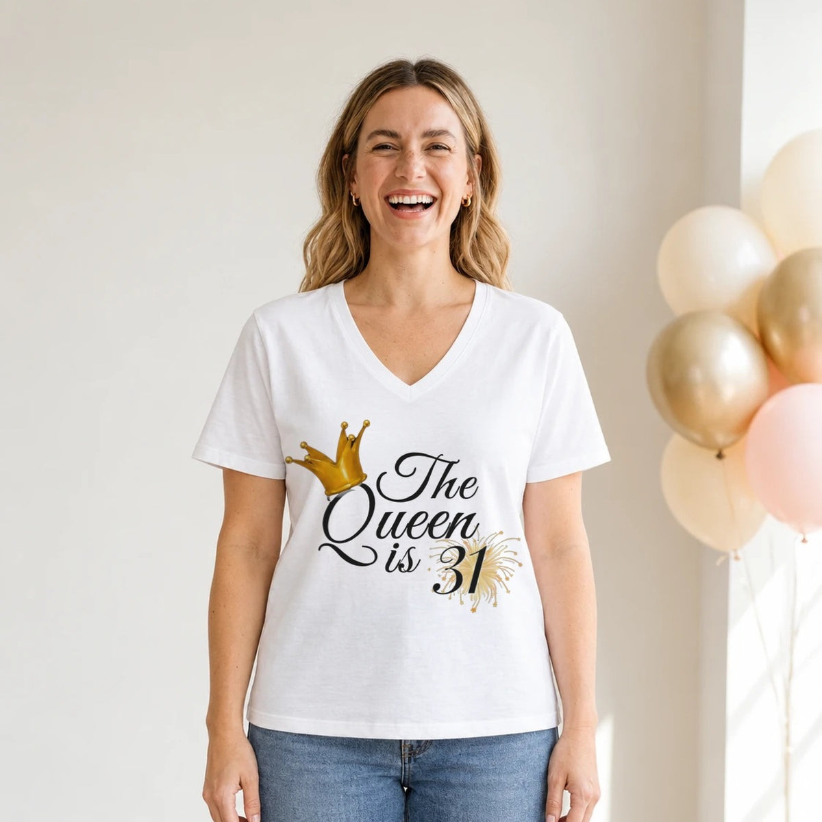 The Queen Is 31 - 31st Birthday Queen T-Shirt for Women - White V-Neck