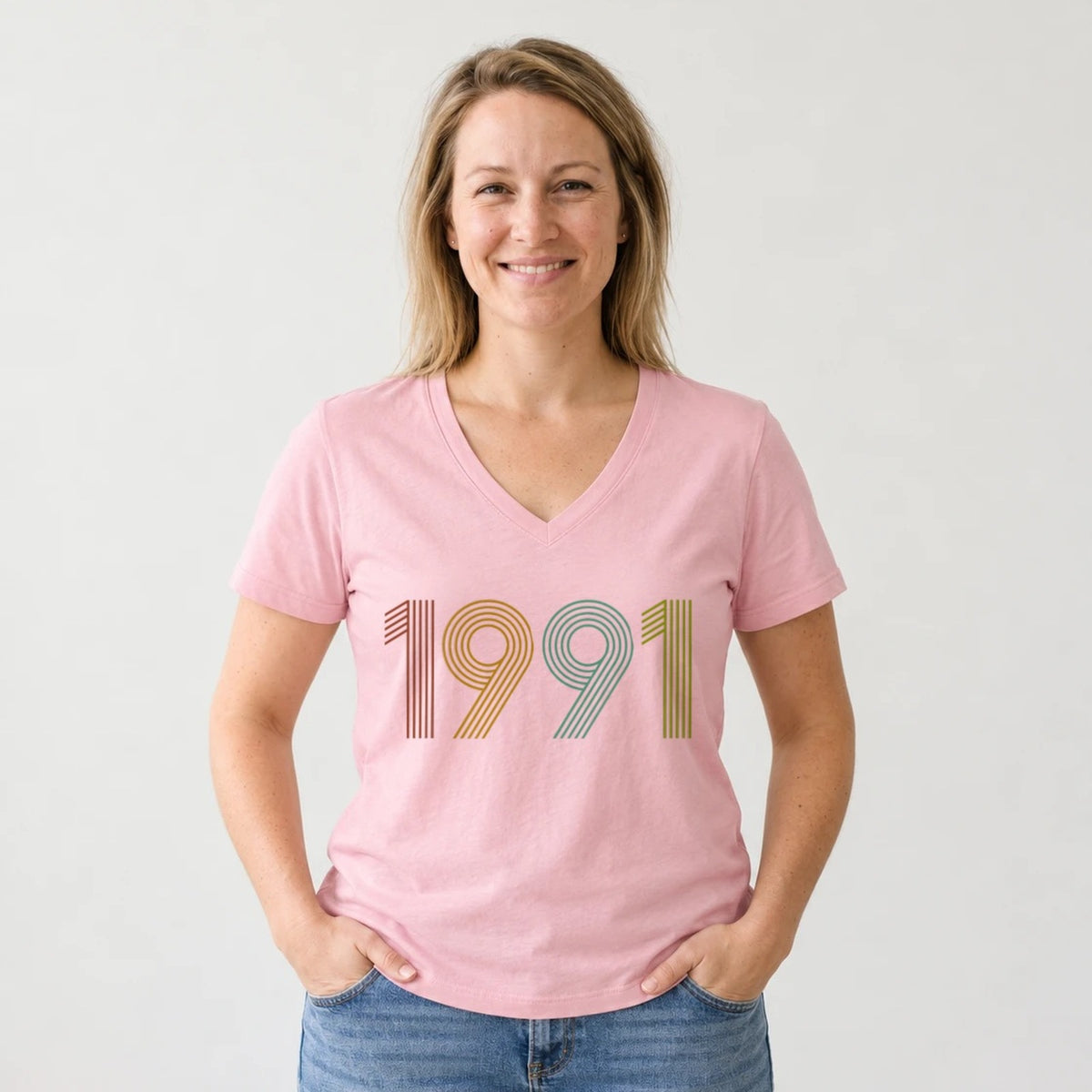 1991 Birth Year Shirt - Retro 35th Birthday T-Shirt for Women - Pink Round Neck