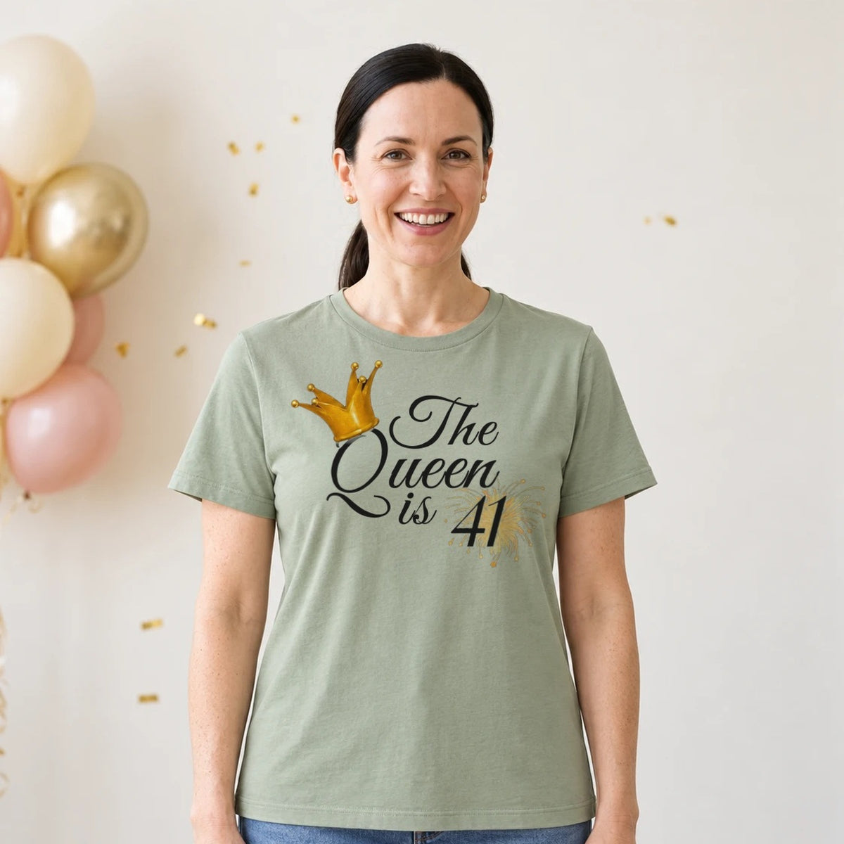 The Queen Is 41 - 41st Birthday Queen T-Shirt for Women - Sage Green Round Neck