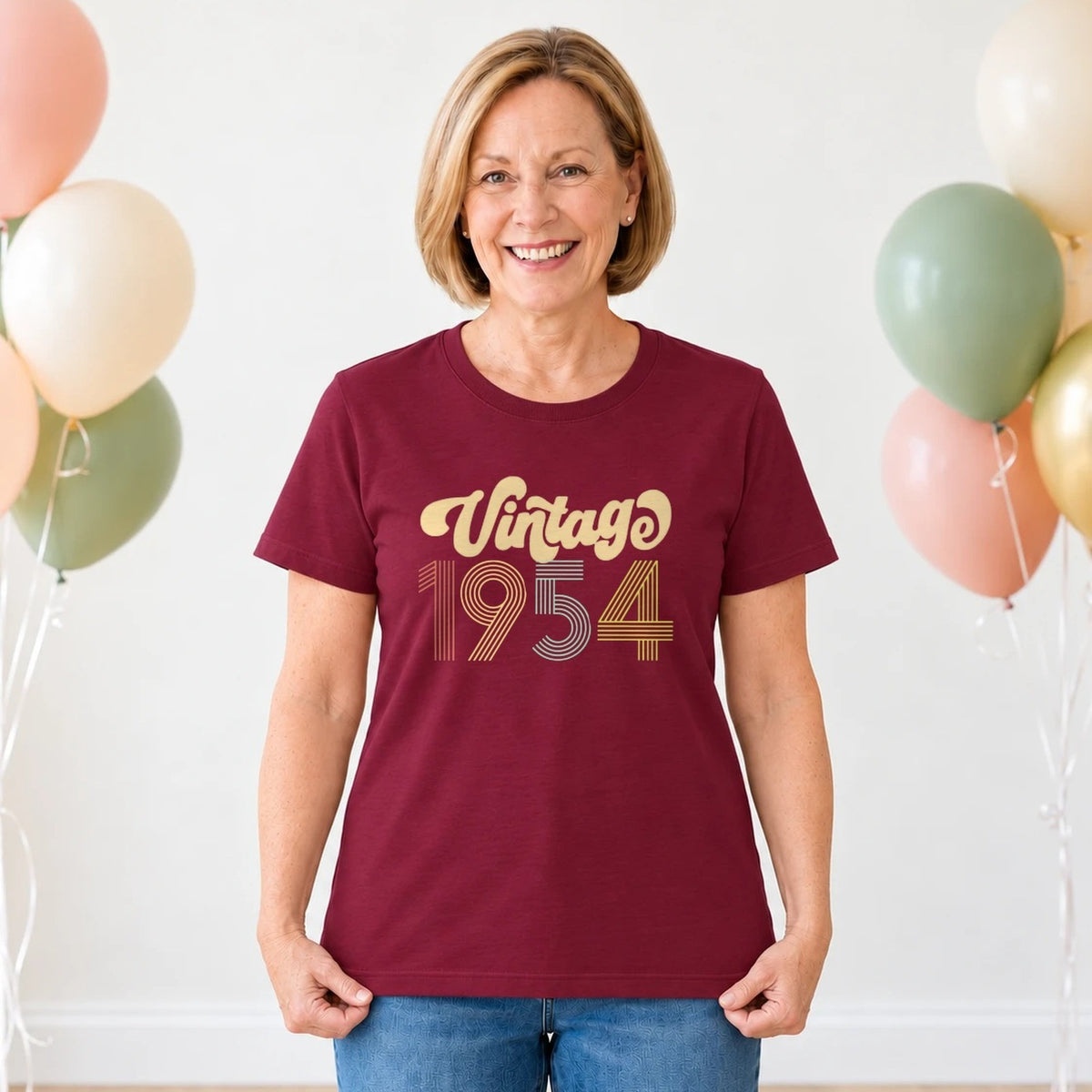 Vintage 1954 - Retro 72nd Birthday T-Shirt for Women - Burgundy Round Neck