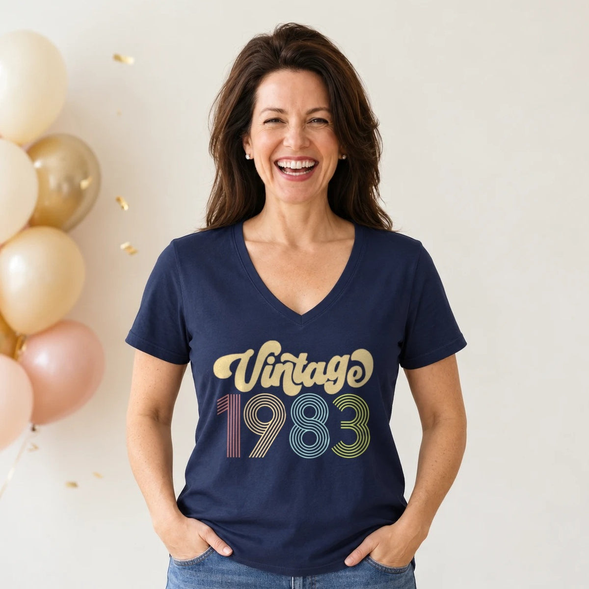 Vintage 1983 - Retro 43rd Birthday T-Shirt for Women - Navy Blue V-Neck