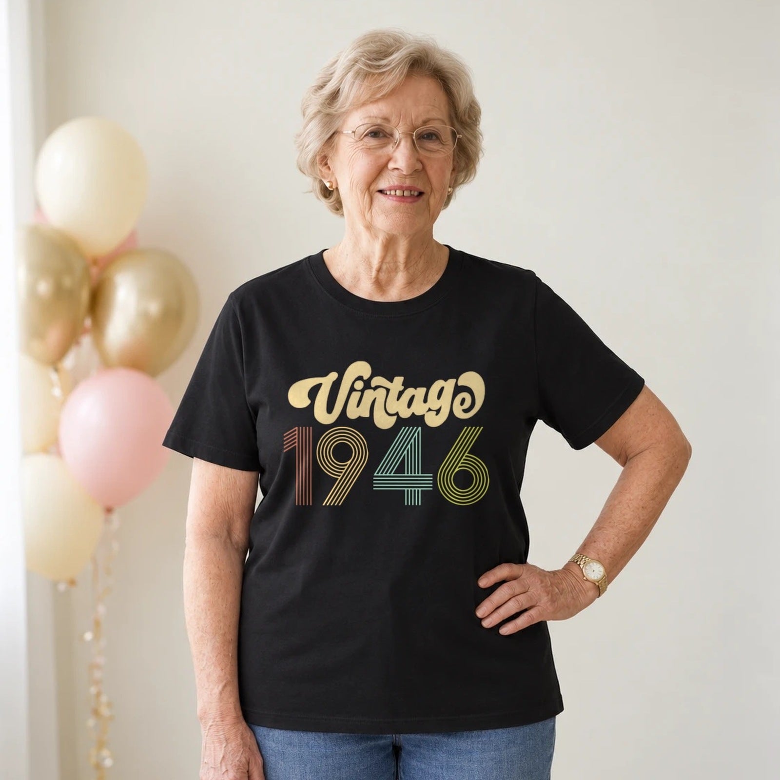 Vintage 1946 - Retro 80th Birthday T-Shirt for Women - Black Round Neck