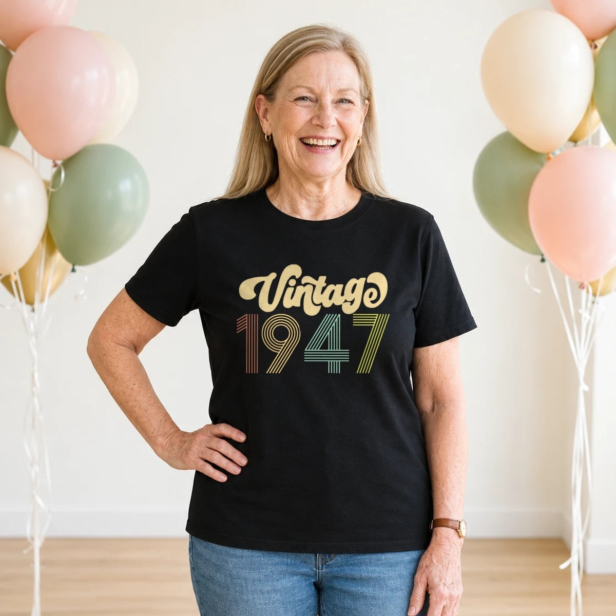 Vintage 1947 - Retro 79th Birthday T-Shirt for Women - Black Round Neck