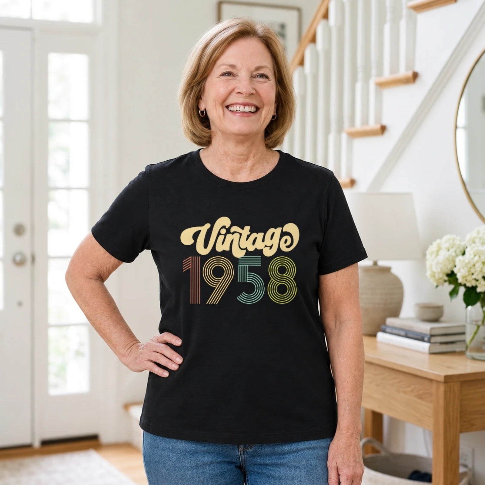 Vintage 1958 - Retro 68th Birthday T-Shirt for Women - Black Round Neck