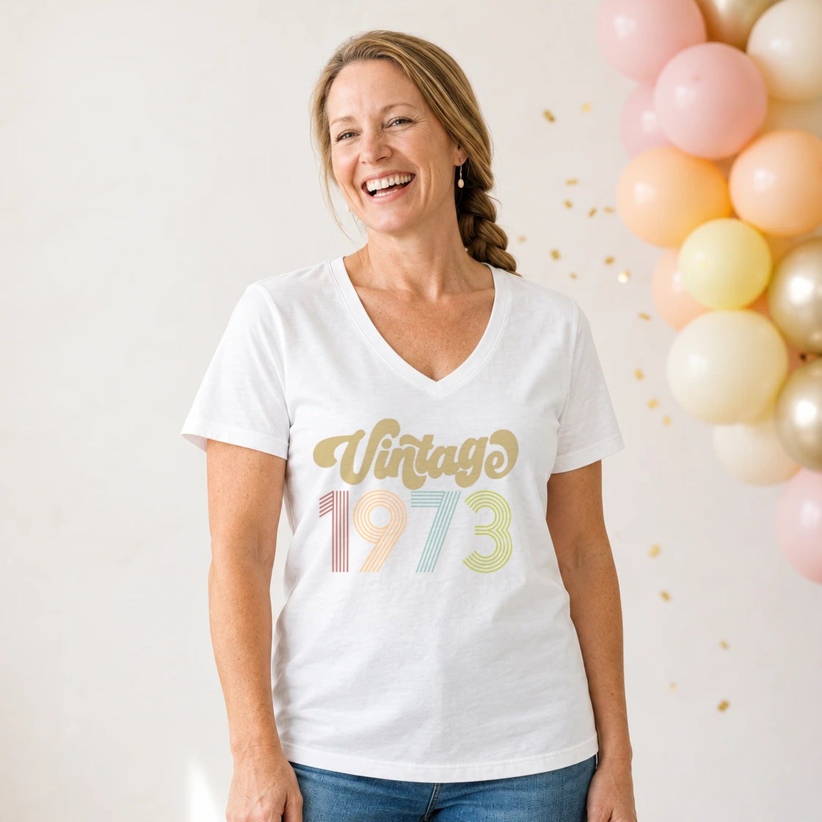 Vintage 1973 - Retro 53rd Birthday T-Shirt for Women - White V-Neck