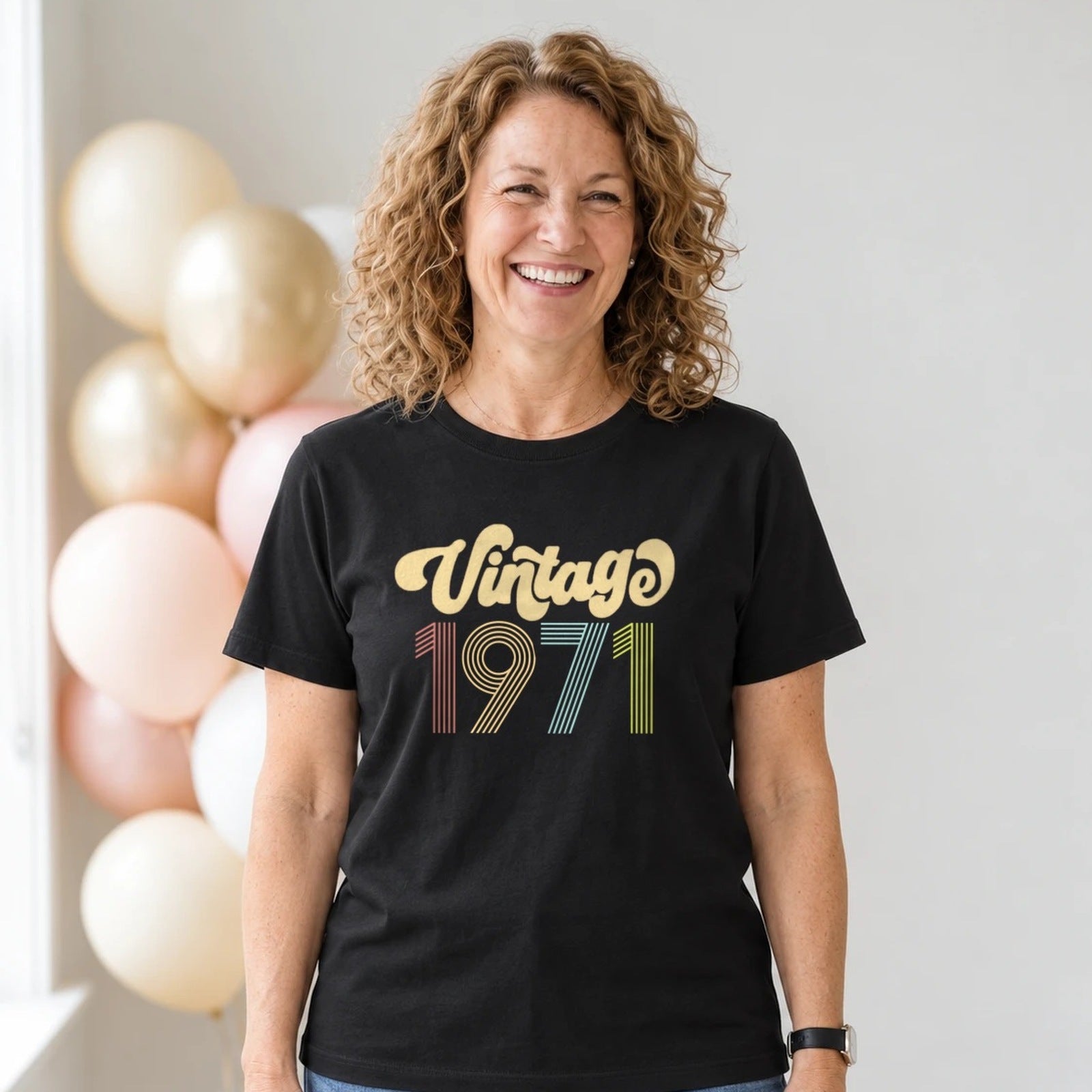 Vintage 1971 - Retro 55th Birthday T-Shirt for Women - Black Round Neck