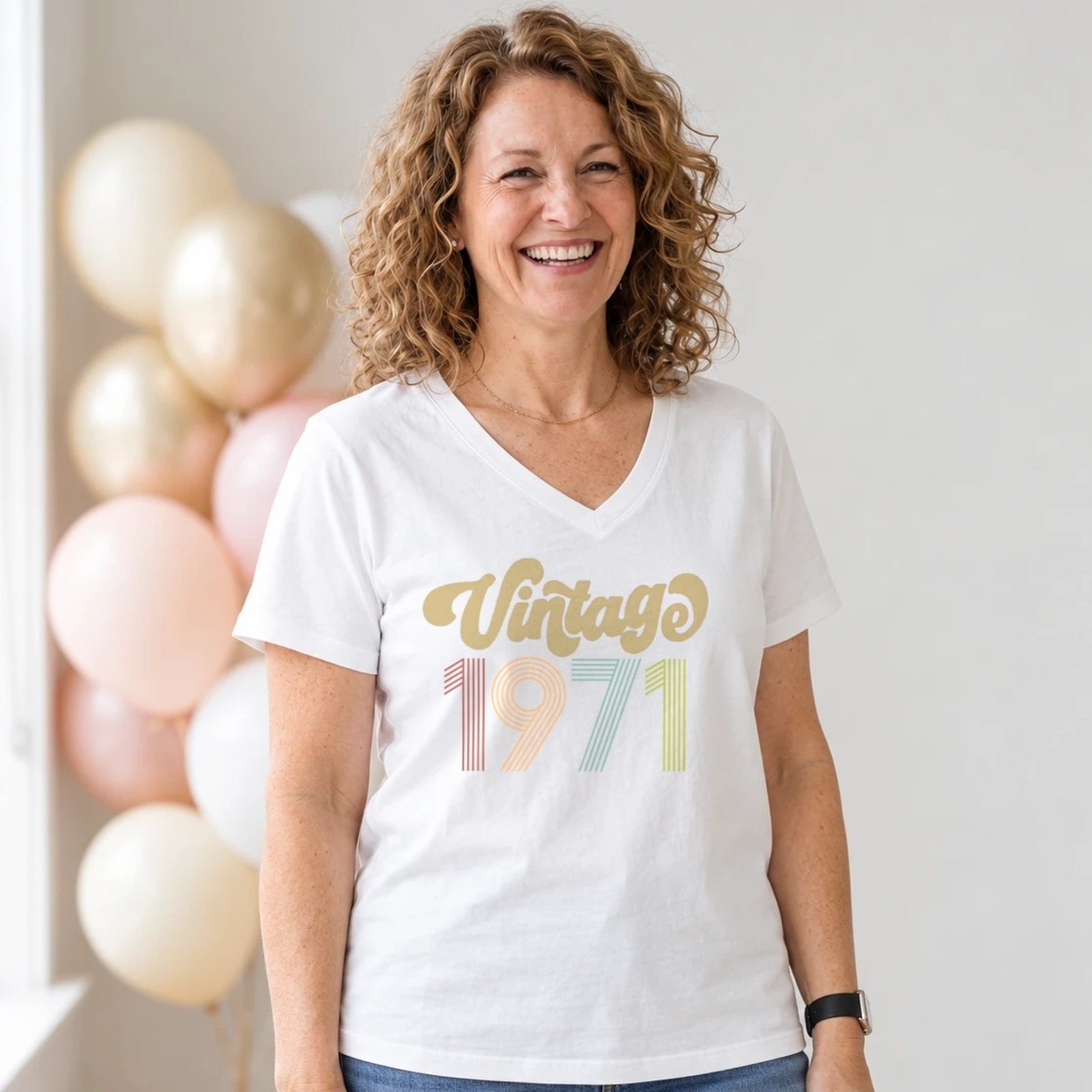 Vintage 1971 - Retro 55th Birthday T-Shirt for Women - White V-Neck